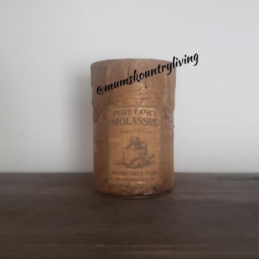 Old Fadhioned Primitive Molasses